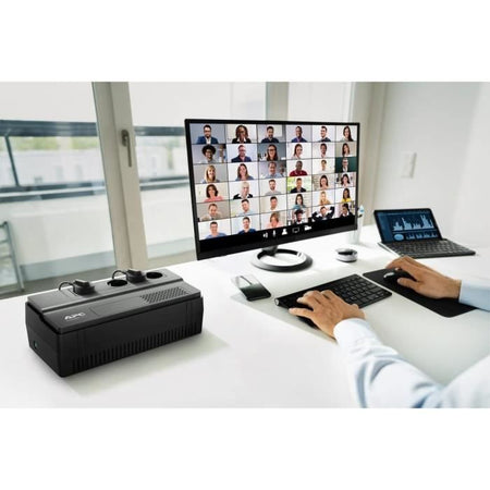 APC Easy UPS BV 800VA, AVR, presa Schuko, 230V