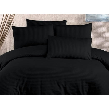 Completo letto - 1 copripiumino 220 x 240 cm + 2 federe 60 x 60 cm - 80% cotone, 20% poliestere - Nero