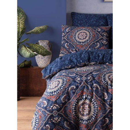 Completo letto - 1 copripiumino 220 x 240 cm + 2 federe 60 x 60 cm - 65% cotone, 35% poliestere - Blu