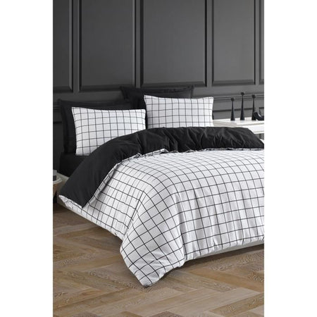 Completo letto - 1 copripiumino 220 x 240 cm + 2 federe 60 x 60 cm - 65% cotone, 35% poliestere - Bianco
