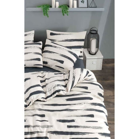 Completo letto - 1 copripiumino 220 x 240 cm + 2 federe 60 x 60 cm - 65% cotone, 35% poliestere - Bianco
