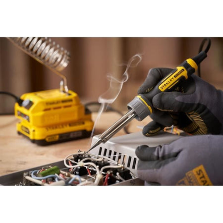 Saldatore - 18 V - da 204 C a 484 C - gamma V20 - STANLEY FATMAX, SFMCE040B-XJ