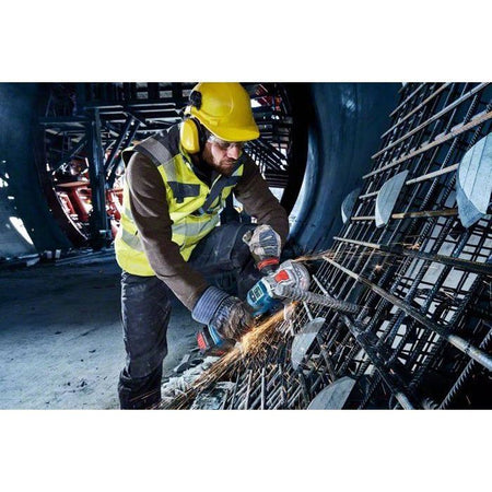 Smerigliatrice BOSCH PROFESSIONAL GWX 18V-15 SC + 2 batterie 8,0Ah GAL 18V-160 C + L-Boxx X-lock