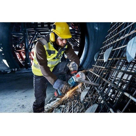 Smerigliatrice BOSCH PROFESSIONAL GWX 18V-15 SC + 2 batterie 8,0Ah GAL 18V-160 C + L-Boxx X-lock