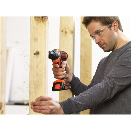 BLACK + DECKER - Trapano avvitatore a batteria MultiEvo 18V 1,5Ah + Caricabatterie - MT218K-QW - Attrezzo con testina intercambiabile