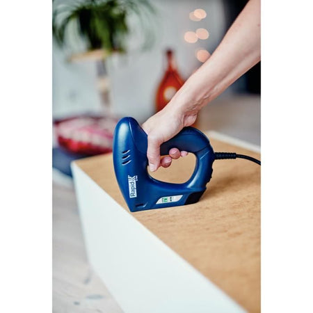 Chiodatrice-graffettatrice - Rapida - E-TAC Dual - Con cavo - Elettrica - Comoda