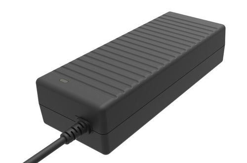 Alimentatore Universale per Notebook 120W con 12 connettori- porta USB 5V1A- 100/240VAC- 9.5/24VDC