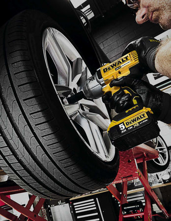 Avvitatore ad Impulsi DeWALT DCF899P3T (3 x 5,0 Ah + DCB115 + TSTAK II)