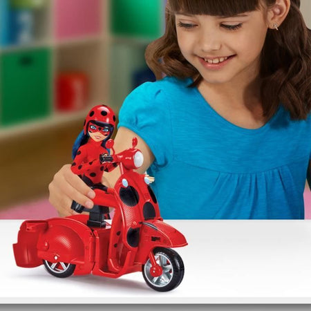 Scooter Miracollous Switch'n Go + Ladybug Lucky Charm Bandai 26 cm bambola articolata - P50668
