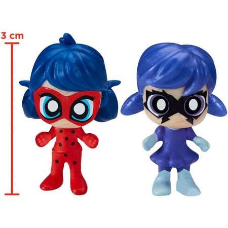 BANDAI - Miraculous Ladybug - Parco divertimenti Chibi Mini Universe - Mini figure di Marinette e Climatika incluse - P50553
