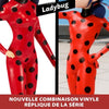 BANDAI - Miraculous Ladybug - Fashion Doll 26 cm - Coccinella con il suo telefono - Nuovo costume effetto vinile - P50028