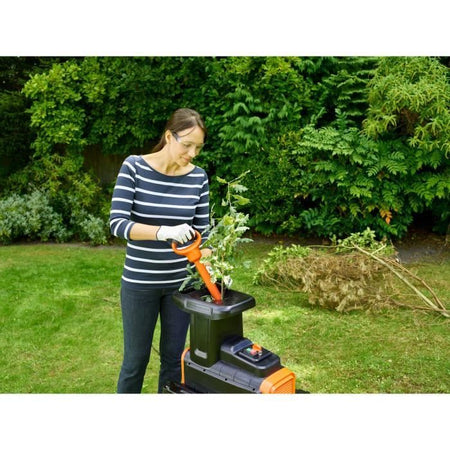 BLACK & DECKER Distruggidocumenti 2800W BEGAS5800
