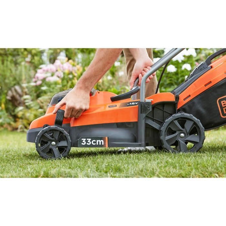 BLACK & DECKER Cortacésped Inalámbrico LITIO 18V 33 cm - 2.5Ah - 2 baterías - 1 cargador - BCMW3318L2-QW