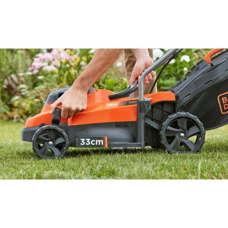 BLACK & DECKER Cortacésped inalámbrico 33cm LITIO 36V - 2,5Ah - 1 batería -1 cargador - 1 persiana mulching - BCMW3336L1-QW