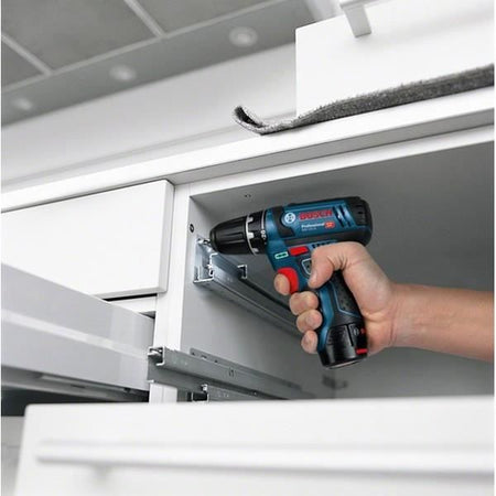 Trapano avvitatore a percussione Bosch Professional GSB 12V-15 + 1 batteria da 2,0 Ah + 1 batteria da 4,0 Ah - 06019B690G