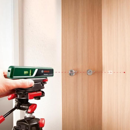 Livella laser a bolla Bosch EasyLevel con supporto a parete (linea laser per un allineamento flessibile su pareti e punto laser