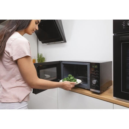 CMGA23TNDB Microonde CANDY Moderna Grill - 20 L - MO: 700 W - Grill: 1000 W - Funzione scongelamento peso UI digitale - Nero