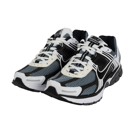 Nike Zoom Vomero 5 SE SP in Grey/Black da uomo