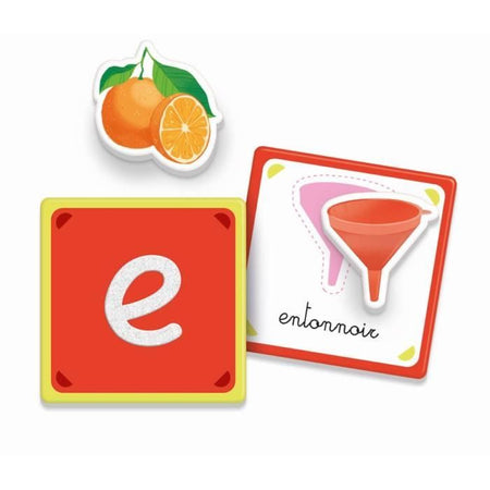 Montessori - Clementoni - Lettere tattili - Gioco educativo per imparare l'alfabeto - 26 cartoncini con lettere grezze - Da 3 anni in su