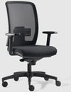Sedia ignifuga ergonomica su ruote con schienale in rete e braccioli colore nero