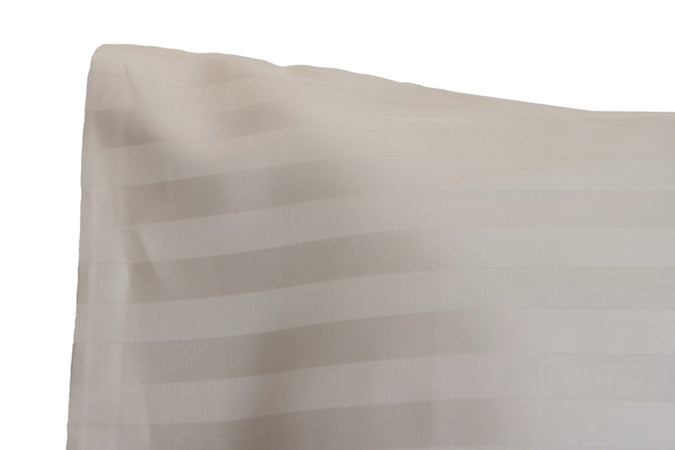 Completo letto lenzuola raso spigato rigato CREMA