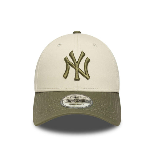 Cap New Era 940 New York Yankees MLB Sidepatch beige