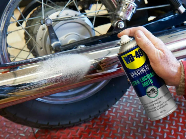 WD-40 Specialist Moto Cera Lucidante - 400ml. Confezione da 1pz
