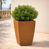 Vaso Cromia Adone quadrato decorazione in resina Made in Italy da h 38 cm