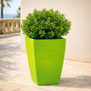 Vaso Cromia Adone quadrato decorazione in resina Made in Italy da h 38 cm