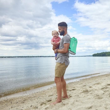 DISNEY BABY - LA SIRENETTA - Seggiolino da viaggio pieghevole e portatile, leggero e facile da pulire, borsa per il trasporto inclusa