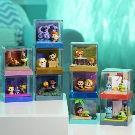 Statuette da collezione - DISNEY - Film Moments - 2 figurine, 1 diorama, 1 carta di sfondo, 10 scene da collezione