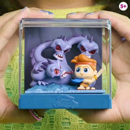 Statuette da collezione - DISNEY - Film Moments - 2 figurine, 1 diorama, 1 carta di sfondo, 10 scene da collezione