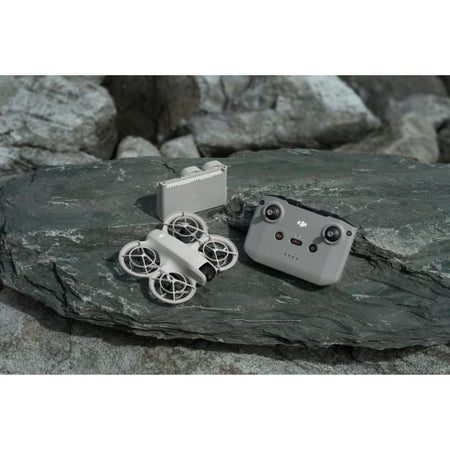 Drone ultracompatto - DJI - Neo Fly More Combo - 135 g, accessori inclusi, cattura cinematografica