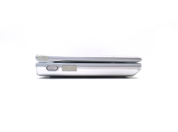 Dialogue Flybook A33i CPU Transmeta Crusoe Pro RAM 512MB No HDD No Alimentatore - Per Ricambi