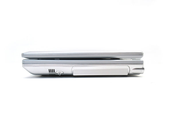 Dialogue Flybook A33i CPU Transmeta Crusoe Pro RAM 512MB No HDD No Alimentatore - Per Ricambi