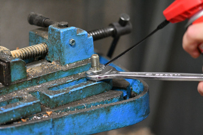 Lubrificante sgrassante FACOM - Multi funzioni - 400 ml