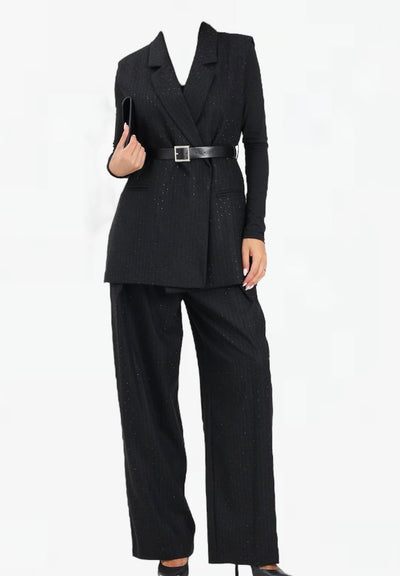 Giacca smanicata con applicazioni