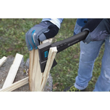 Ascia universale GARDENA 900 B - nera e blu