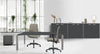 Sedia ergonomica in rete con supporto lombare regolabile integrato e braccioli
