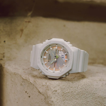 CASIO G-SHOCK Mod. OAK COMPACT TONE ON TONE SERIE - POLARIZED DIAL SERIE - WHITE, MOP