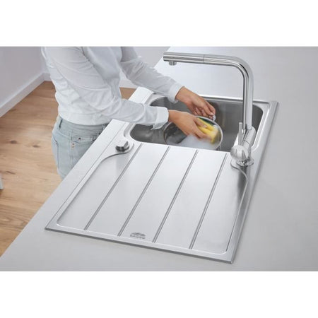GROHE Miscelatore monocomando per lavello con doccetta estraibile Minta 32168000