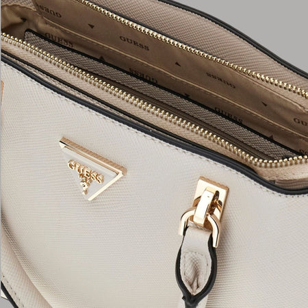 Guess Borsa Noelle: Saffiano Mano e Tracolla Chic