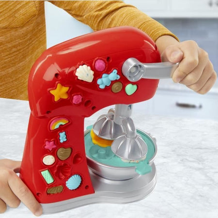 Play-Doh Kitchen Creations Robot da cucina, giocattolo in argilla da modellare con finti accessori da cucina