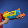 Nerf Super Soaker Wave Spray, Water Blaster, l'ugello rotante crea getti ondulati, giocattolo d'acqua per esterni