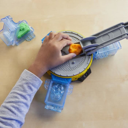 Play-Doh Hulk schiaccia tutto, set di pasta da modellare con statuetta di Hulk, dai 4 anni, Marvel
