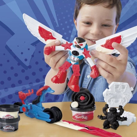 Play-Doh Captain America, set Sharp Motorcycle con personaggio flessibile, 3 accessori e pasta da modellare, dai 4 anni, Marvel