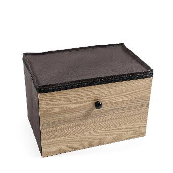 Scatola cambio-stagione in TNT e MDF con effetto legno