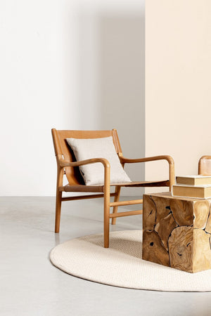 Poltrona "Caroline" per interno, Legno Teak, Finitura Con Vernice A Base D'Acqua 70 x 72 x 79h cm