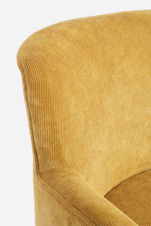 Poltrona "Orlins" per interno, Struttura In Legno Di Pino E Compensato, Rivestimento In Poliestere Effetto Boucle', Capitonne' 71.5 x 72.5 x 79h cm