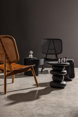 Poltrona "Yves" per interno, Legno Teak, Finitura Naturale Con Vernice A Base Di Nitrocellulosa 67 x 80 x 91.5h cm